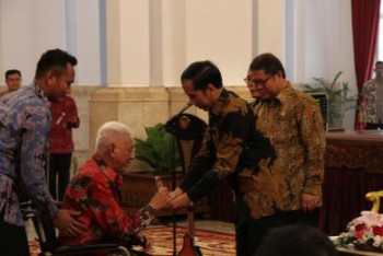 Kaltim Raih Peringkat III Nasional KIP Award 2015